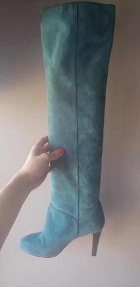 Gorgeous teal suede OTK boot, made in France size 38 but would fit 7.5 - Picture 3 of 6